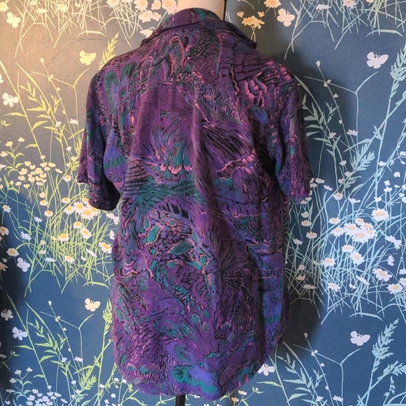 Vintage Abstract Print Button Up - Picture 4 of 6